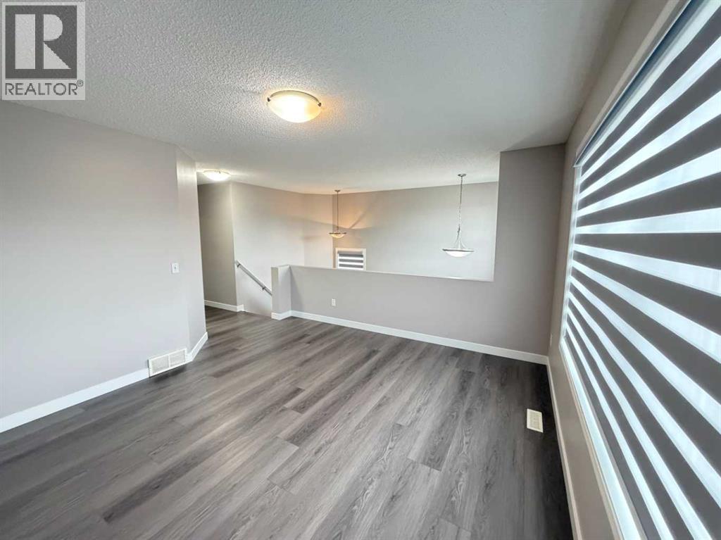 95 Panora Close Nw Property Photo 34
