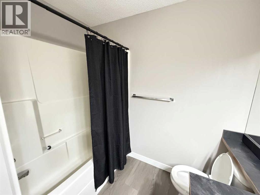 95 Panora Close Nw Property Photo 36