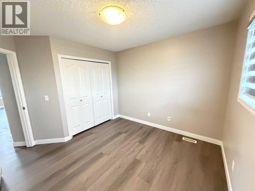95 Panora Close Nw Property Photo 38
