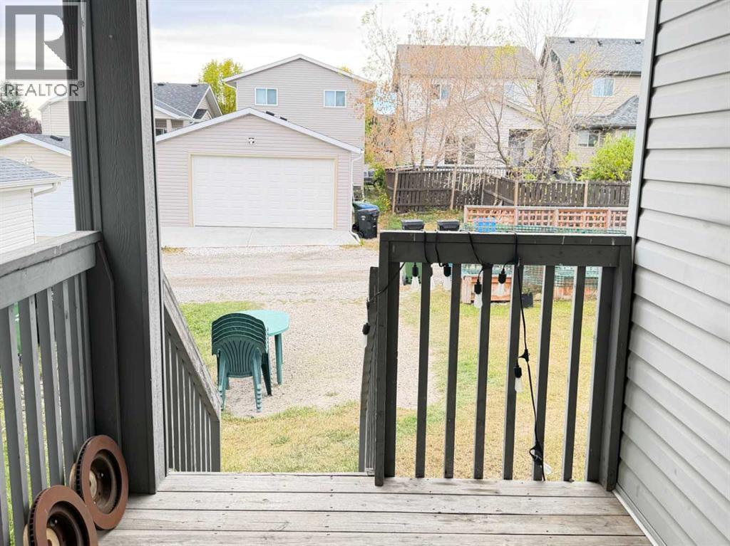 95 Panora Close Nw Property Photo 48