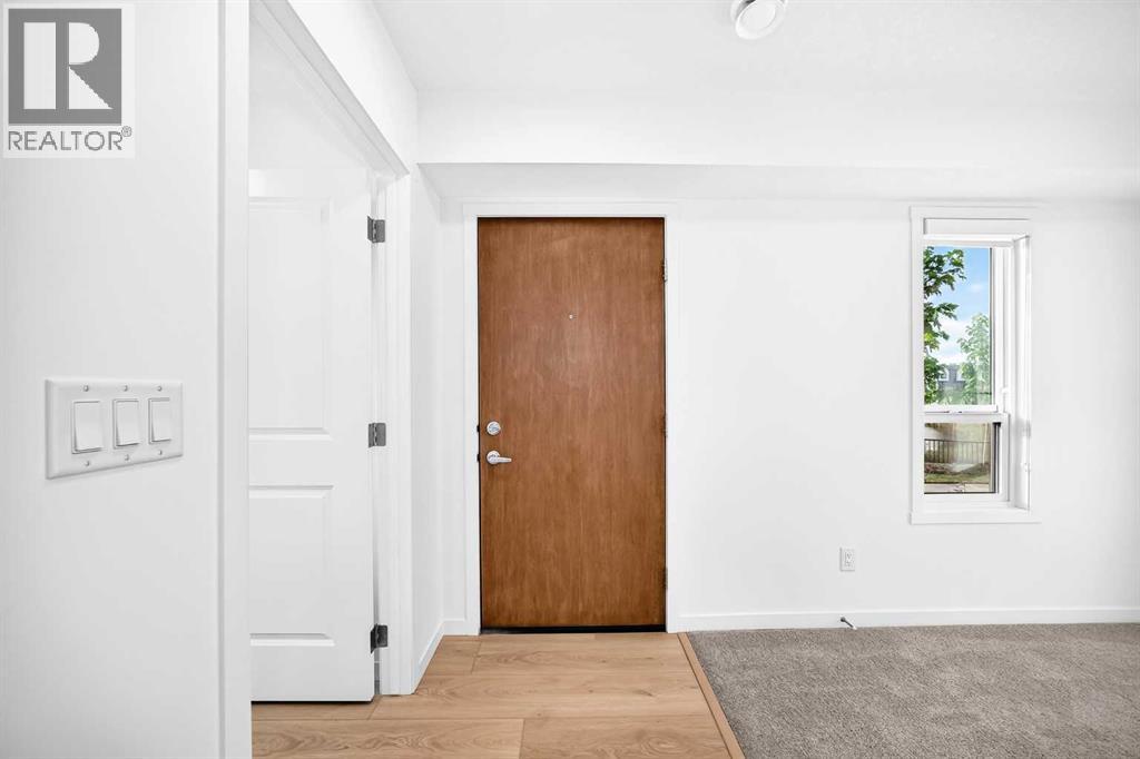 20295 Seton Way Southeast Property Photo 4