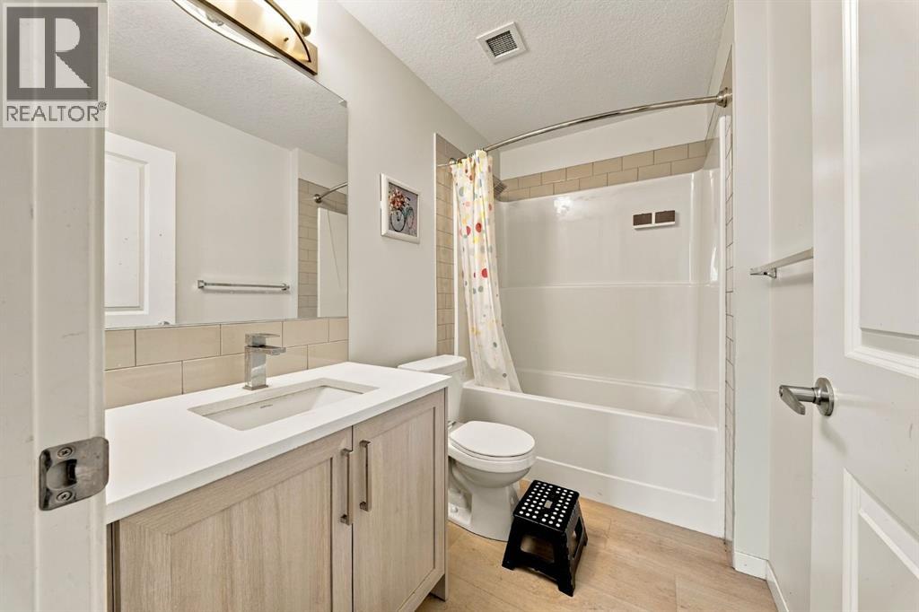 20295 Seton Way Southeast Property Photo 12