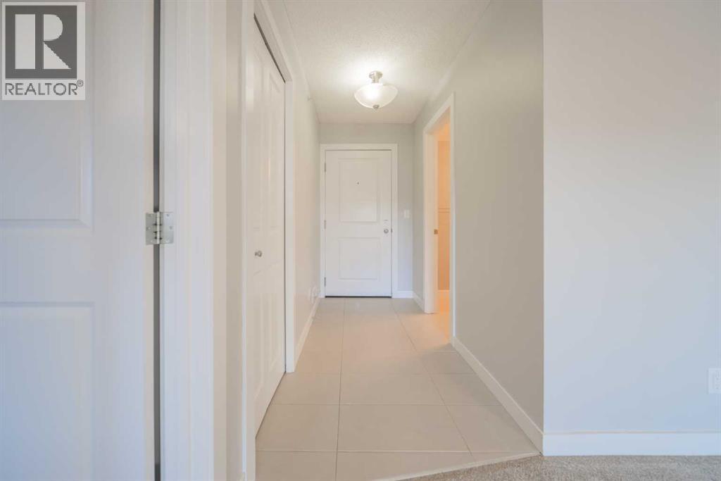 81 Legacy Boulevard Southeast Property Photo 5