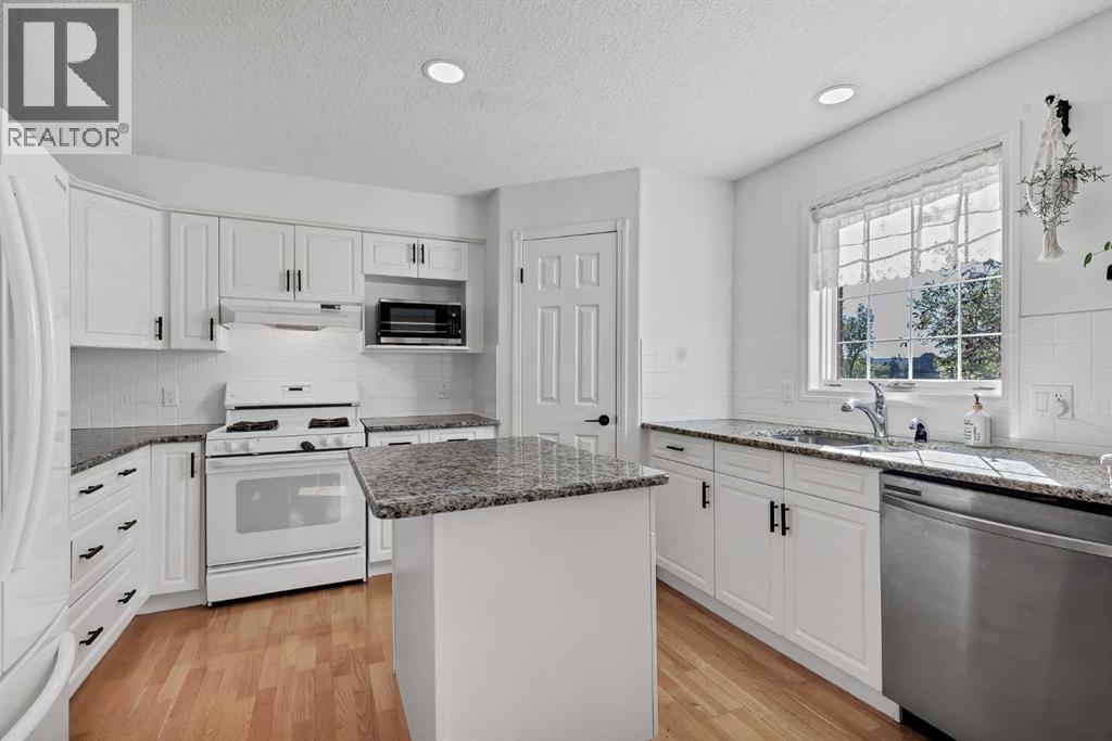 6868 Sierra Morena Boulevard Southwest Property Photo 6