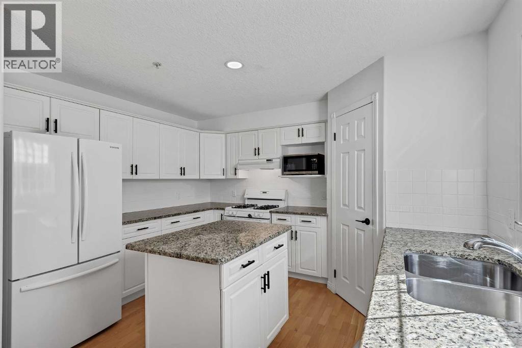 6868 Sierra Morena Boulevard Southwest Property Photo 7
