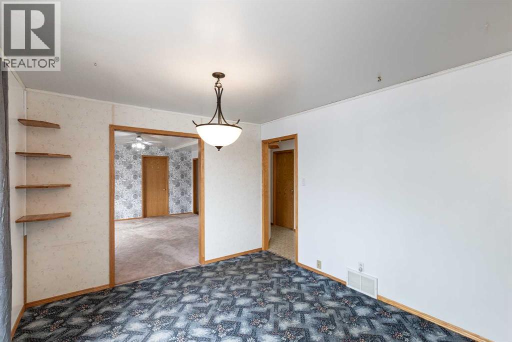 4108 49a Avenue Property Photo 19