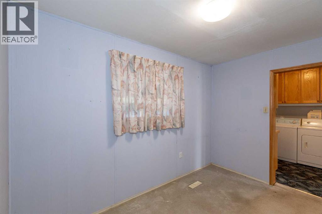 4108 49a Avenue Property Photo 32