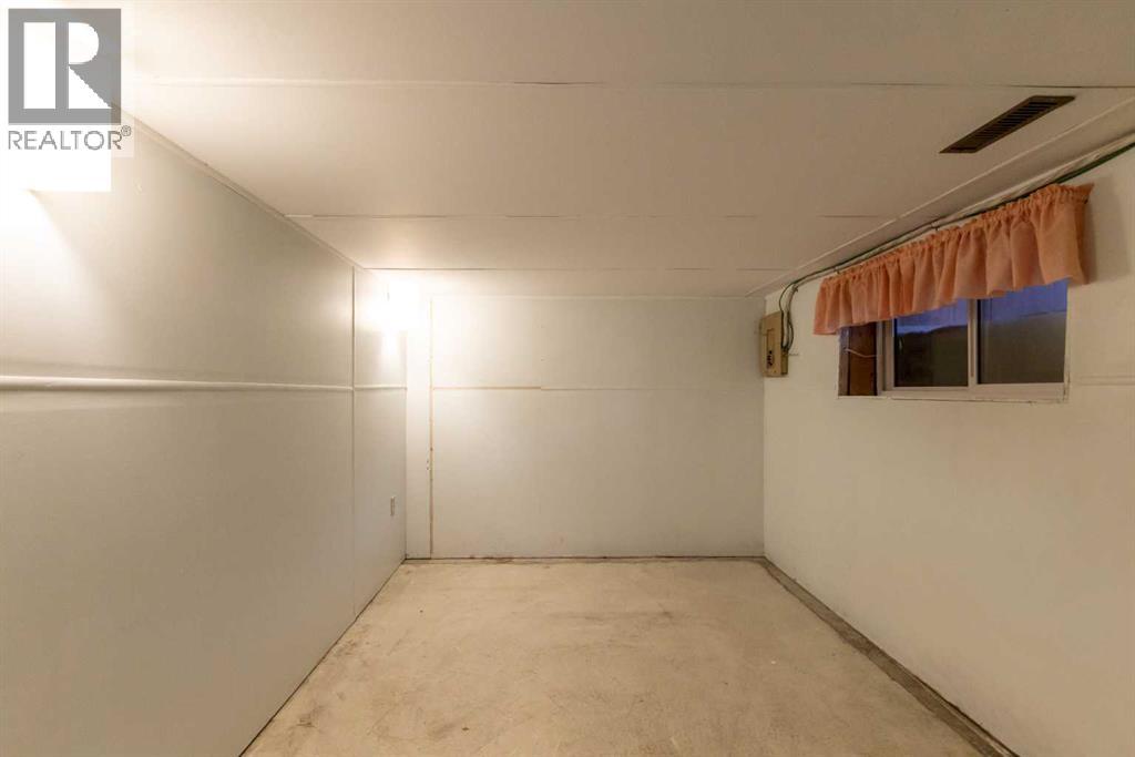 4108 49a Avenue Property Photo 42