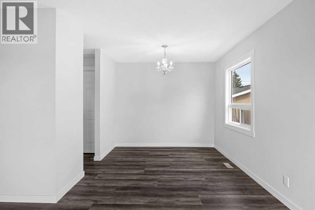 4628 Marcombe Road Ne Property Photo 9