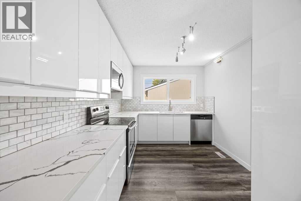 4628 Marcombe Road Ne Property Photo 14