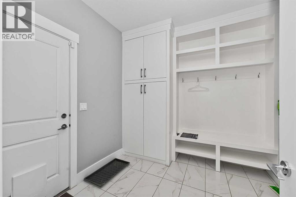 170 Kinniburgh Crescent Property Photo 7