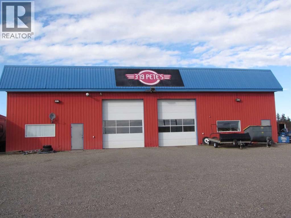 3208 52 Avenue Photo de la propriété 1