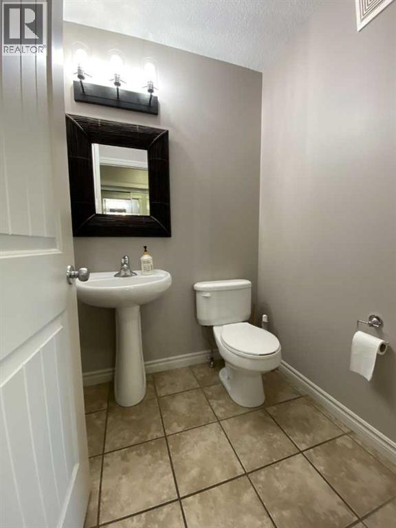 1 Pinnacle Key Property Photo 8