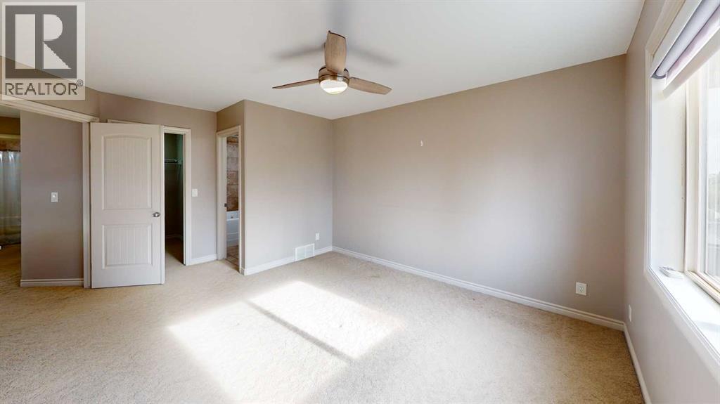 1 Pinnacle Key Property Photo 9