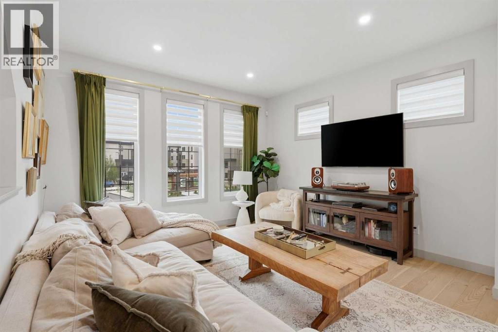 85 Greenbriar Place Nw Property Photo 1