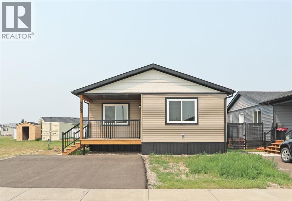 321 20 Street E Property Photo 6