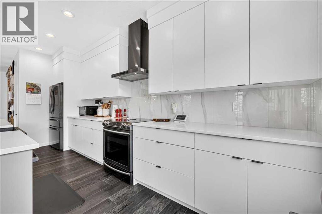 32 Cranbrook Bay Se Property Photo 13