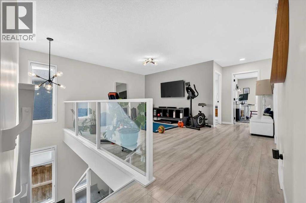 32 Cranbrook Bay Se Property Photo 18