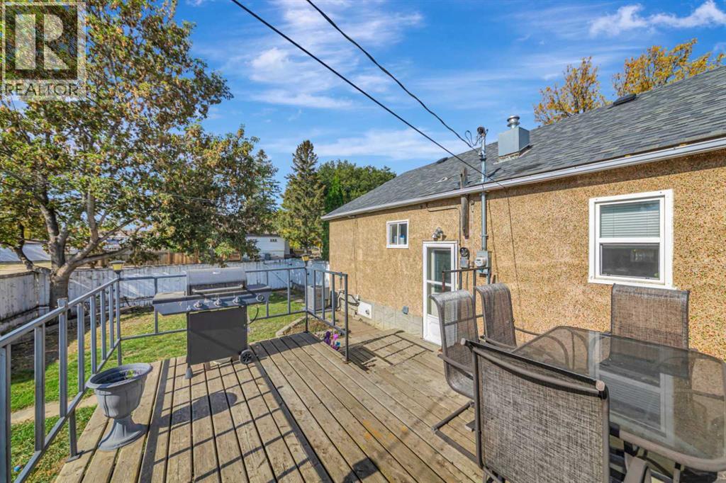 5021 54a Street Property Photo 16