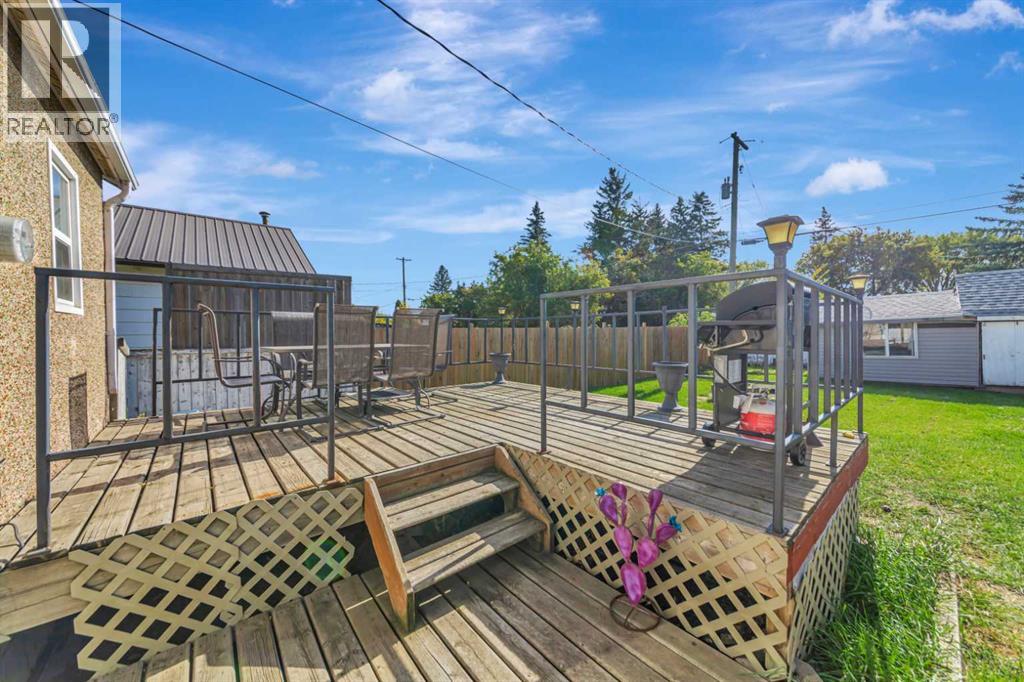 5021 54a Street Property Photo 17