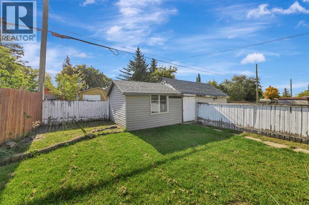 5021 54a Street Property Photo 21