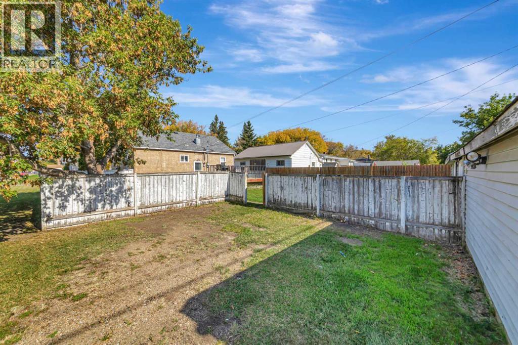 5021 54a Street Property Photo 22