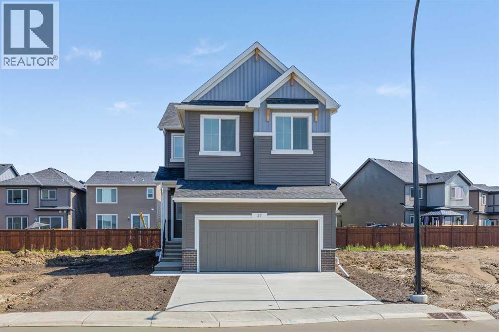 37 Sora Gardens SE Property Photo 1