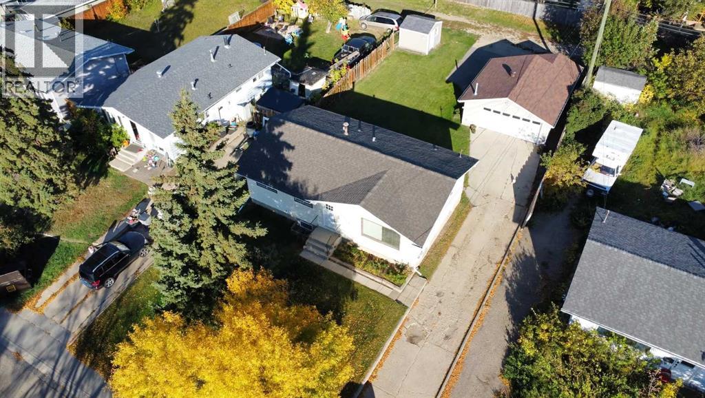 11211 96A Street Property Photo 1