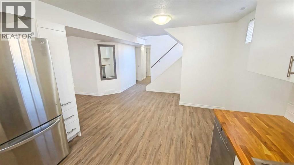 11211 96a Street Property Photo 5