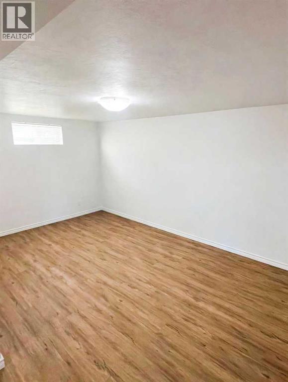 11211 96a Street Property Photo 10