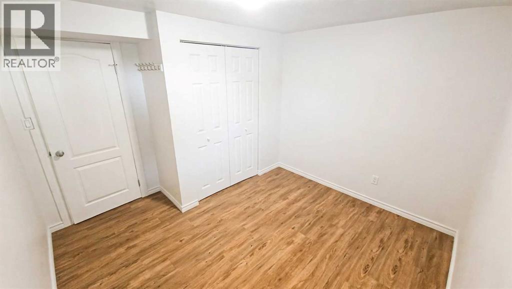 11211 96a Street Property Photo 23