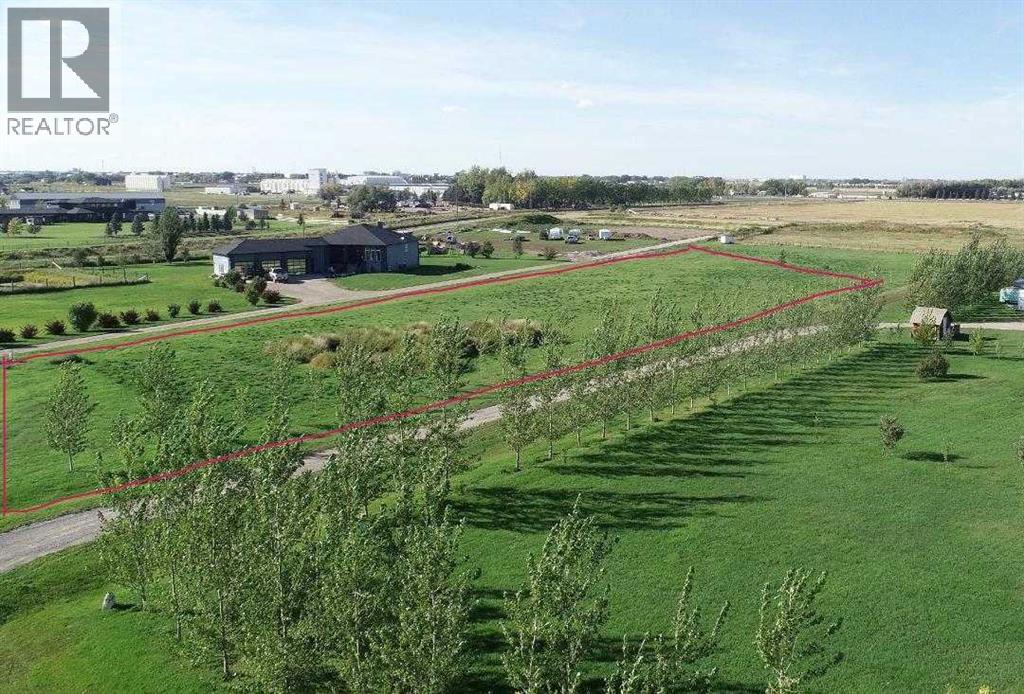 210044 Highway 512 Property Photo 1