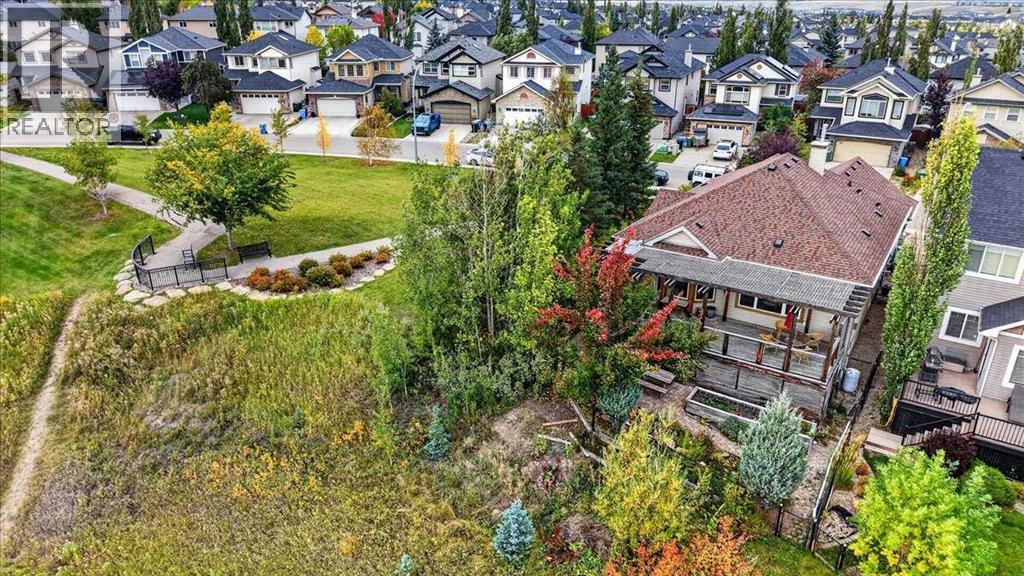 214 Kincora Heights Nw Property Photo 2