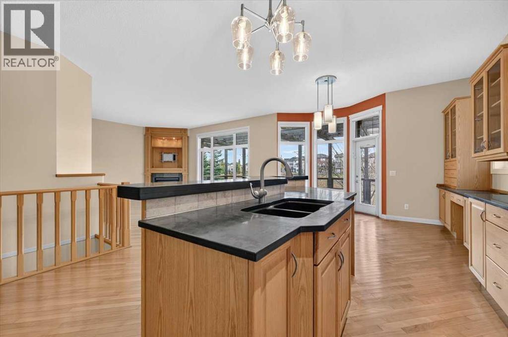 214 Kincora Heights Nw Property Photo 4