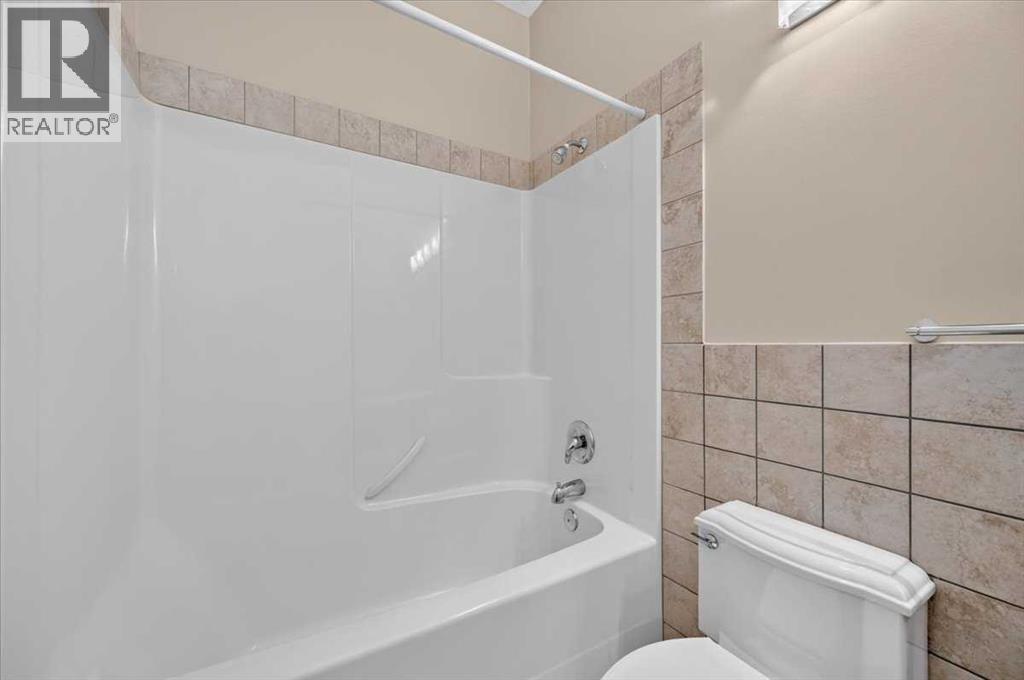 214 Kincora Heights Nw Property Photo 24