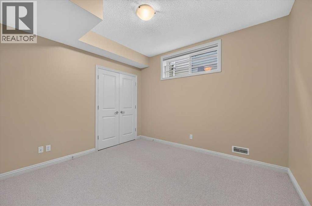 214 Kincora Heights Nw Property Photo 31