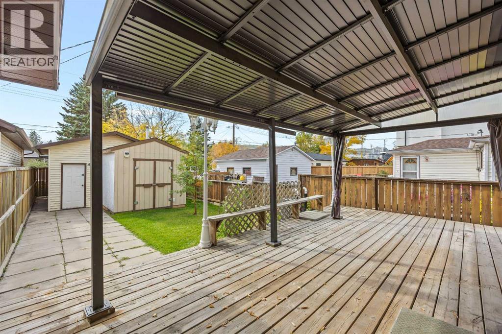 6419b 33 Avenue Nw Property Photo 3