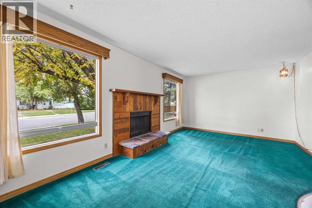 6419b 33 Avenue Nw Property Photo 13