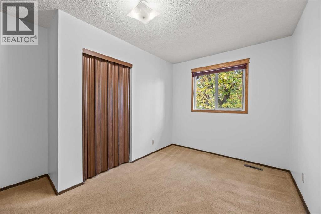 6419b 33 Avenue Nw Property Photo 33