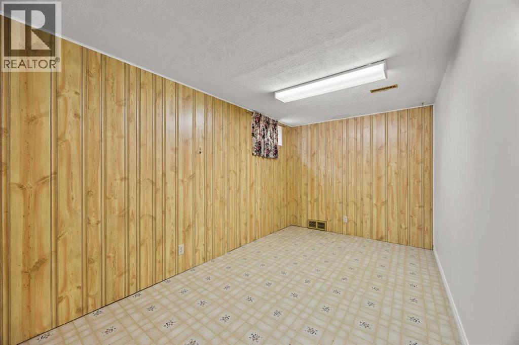 6419b 33 Avenue Nw Property Photo 41