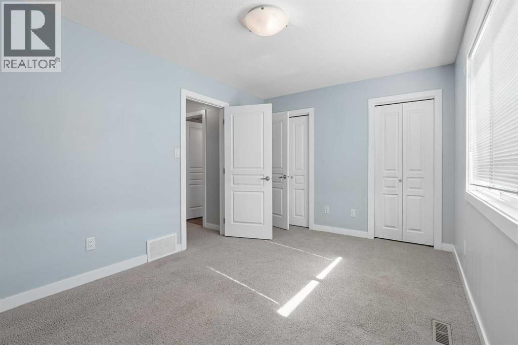 237 Silkstone Road West Property Photo 15