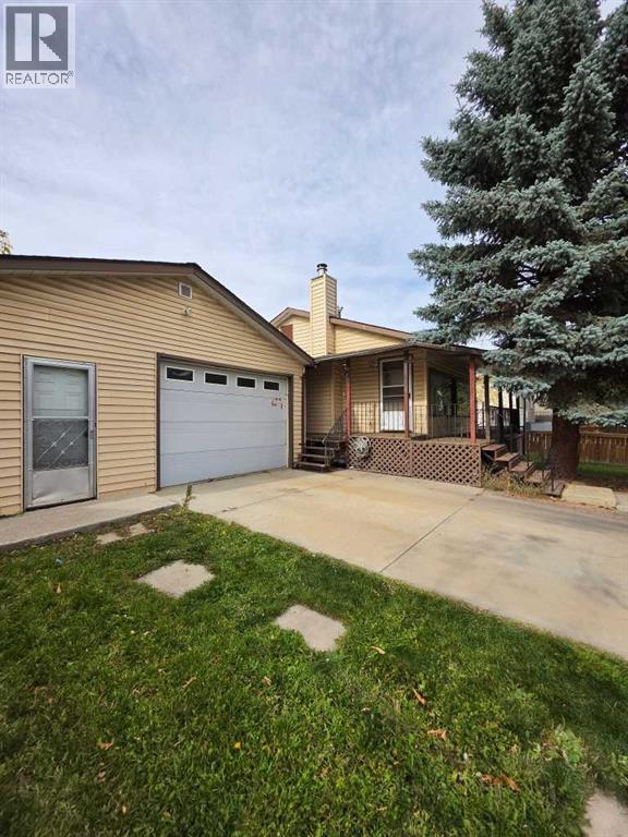3819 1 Street Ne Property Photo 2