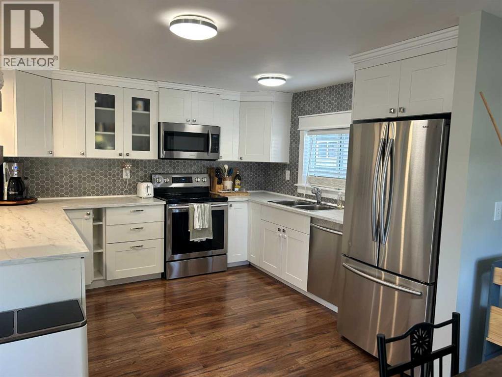 721 5 Avenue Nw Property Photo 7