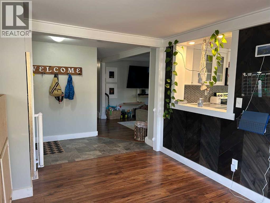 721 5 Avenue Nw Property Photo 8