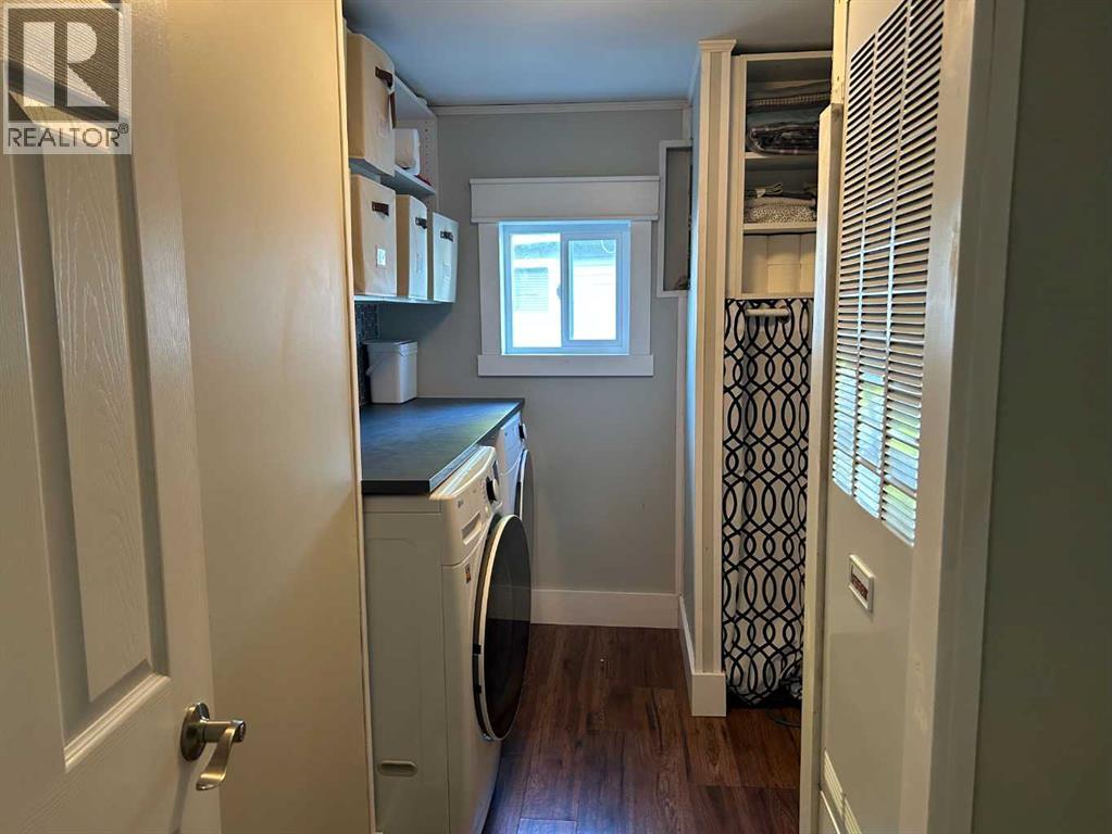 721 5 Avenue Nw Property Photo 12