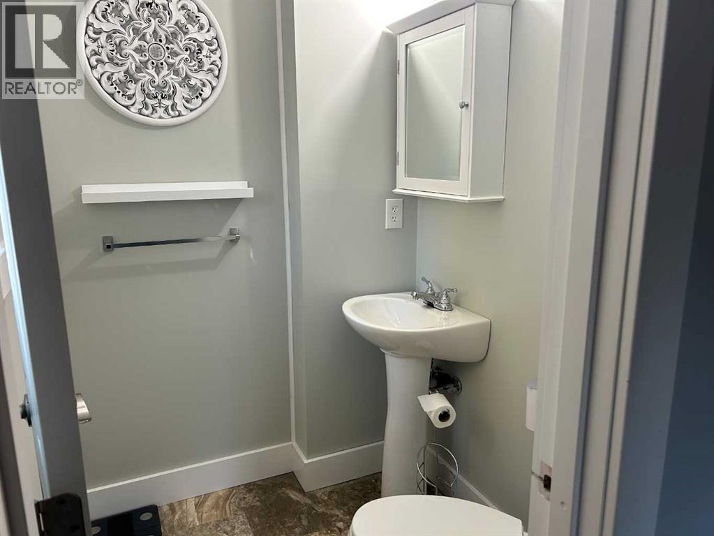 721 5 Avenue Nw Property Photo 17