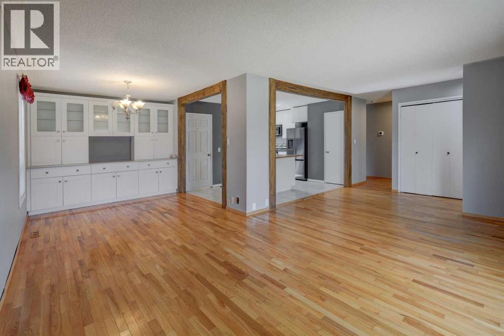 325 Flett Drive Ne Property Photo 6