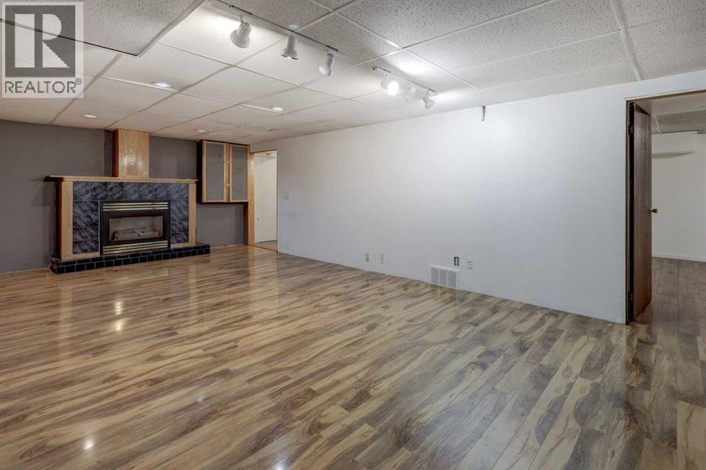 325 Flett Drive Ne Property Photo 22