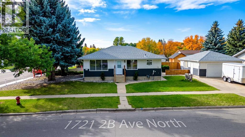 1721 2b Avenue N Property Photo 1