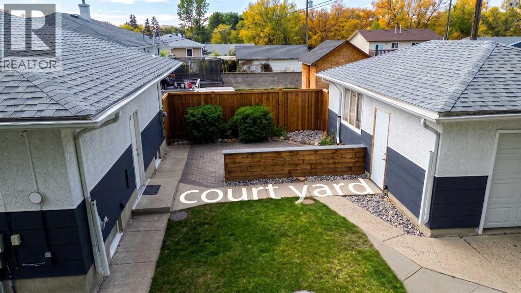 1721 2b Avenue N Property Photo 3